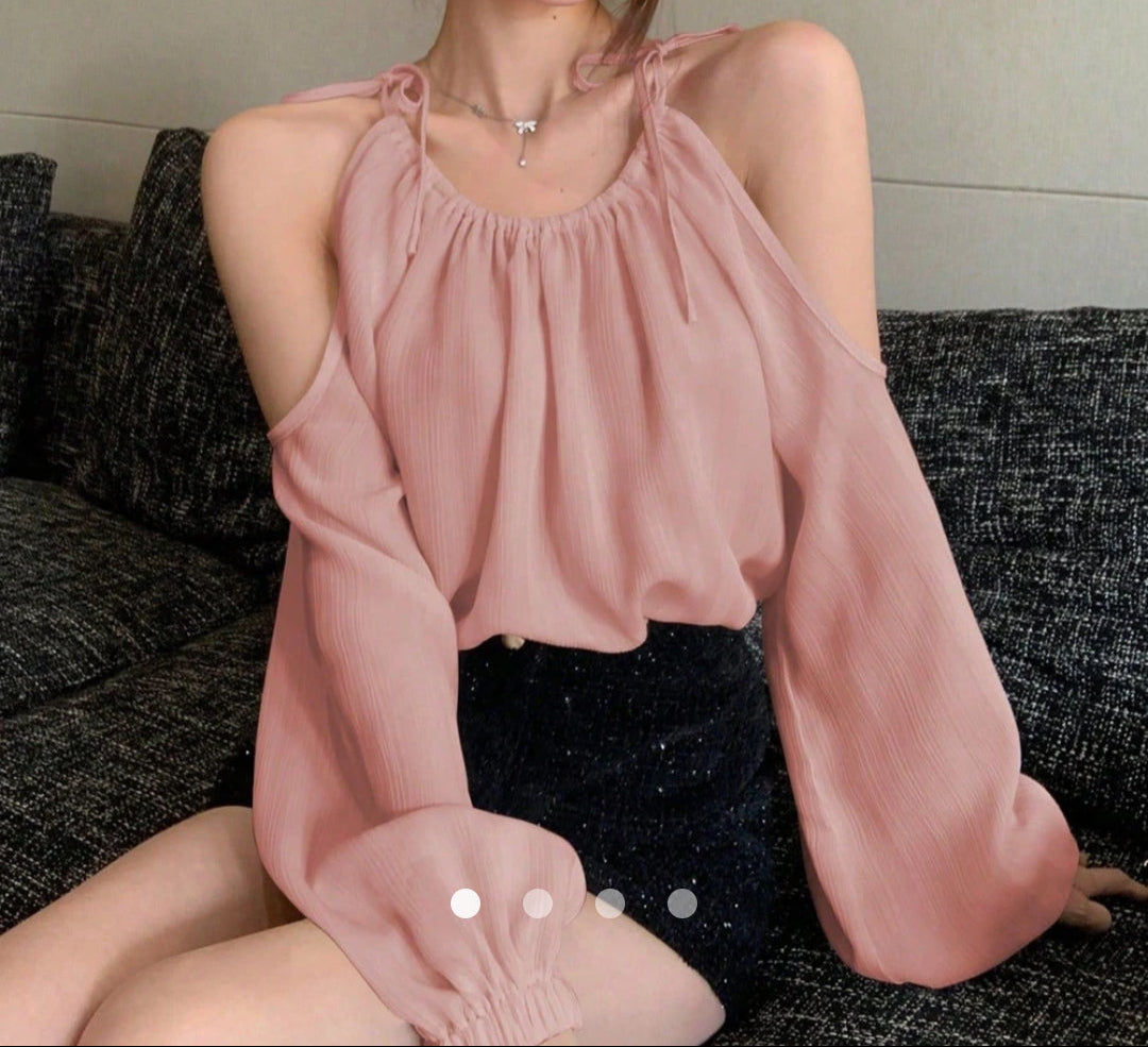 Sweet Lantern Sleeve Cutout Oversized Top