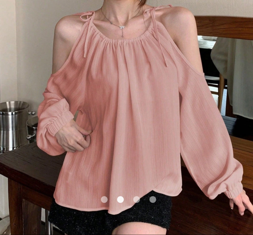 Sweet Lantern Sleeve Cutout Oversized Top
