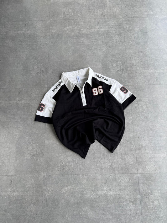 Oversized Fivesleeve Collar T-Shirt