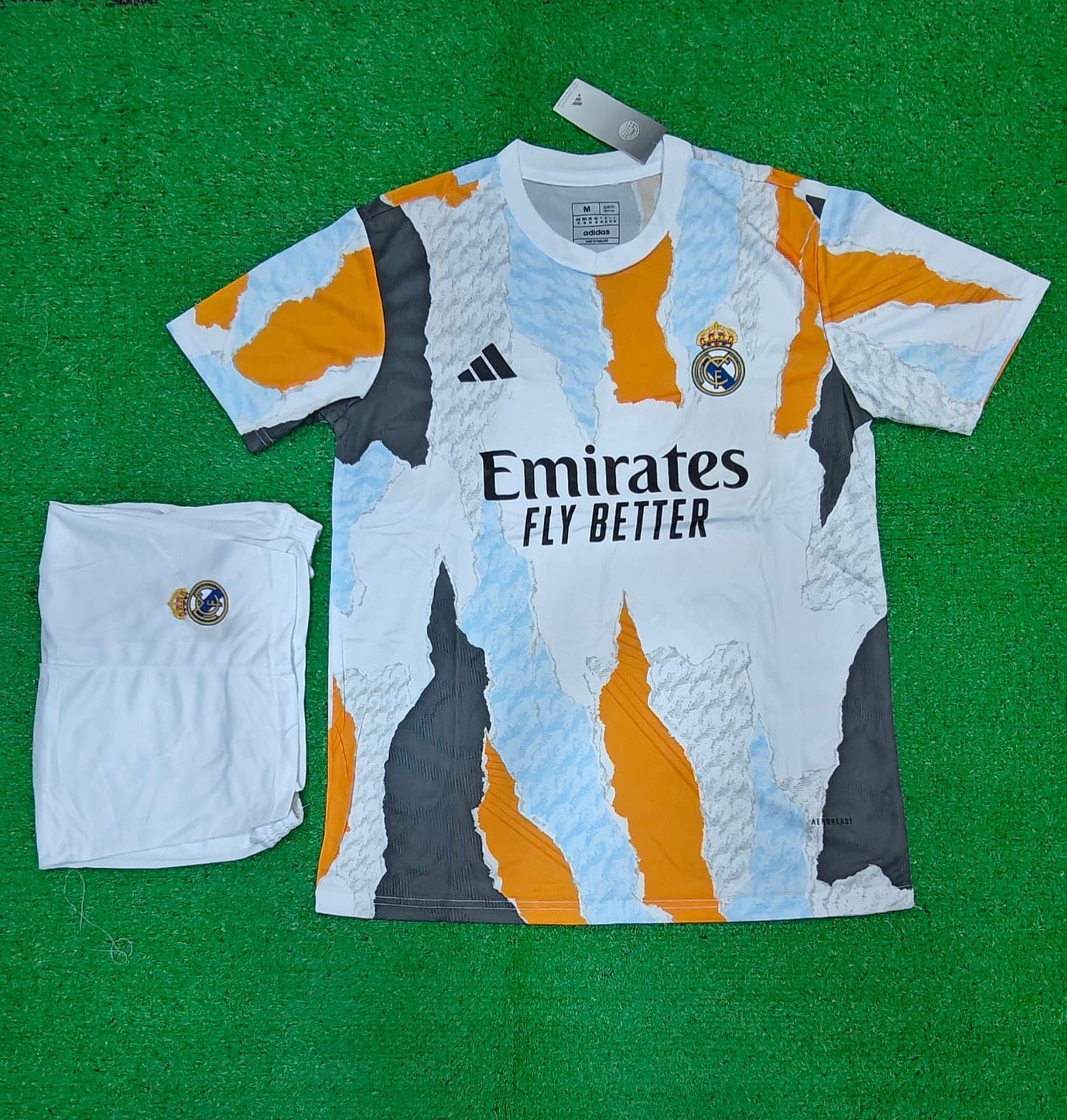 Real Madrid Pre-Match 24/25 Jersey with Shorts
