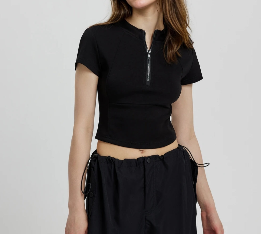 Cropped Top With Zipper