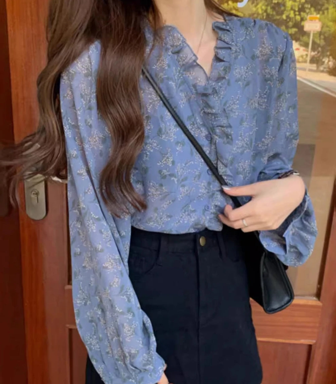 Lettuce Trim Placket Blouse