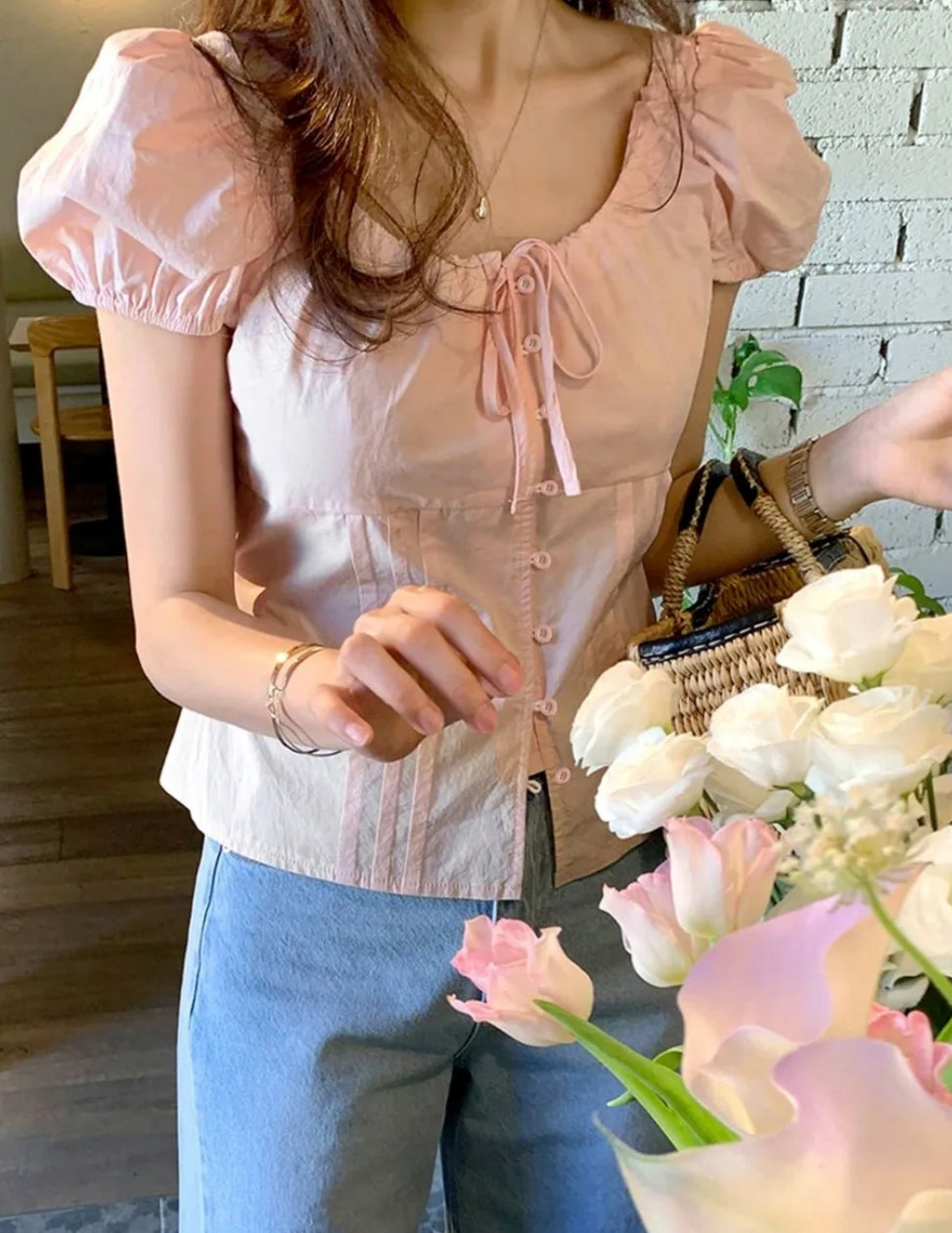 Form-Fitting Belted Puff Sleeve Placket Blouse